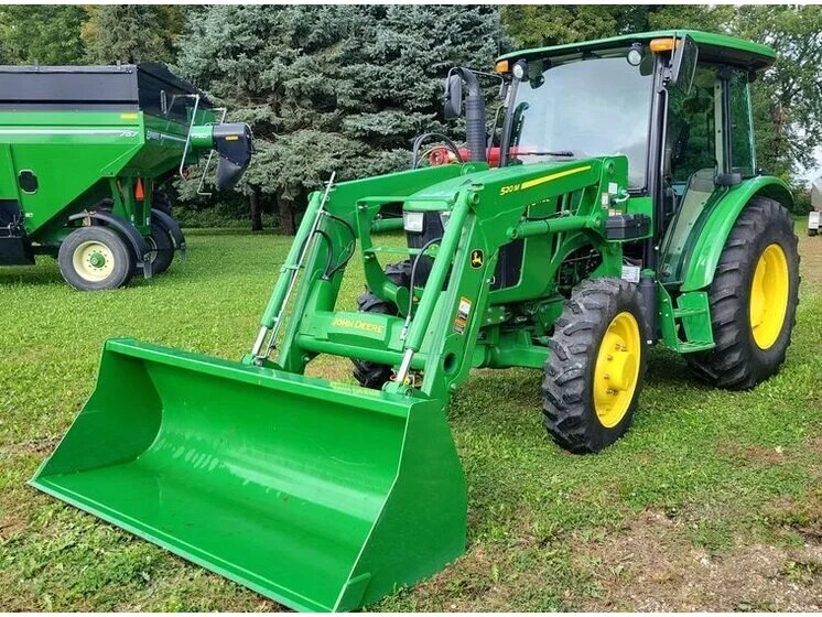 2015 John Deere 5075E